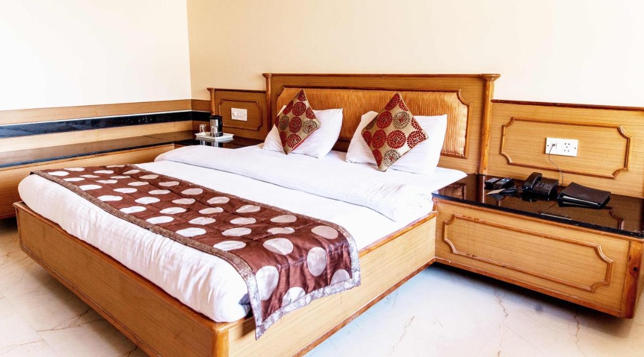 Hotel Subash International Katra  Exteriér fotografie
